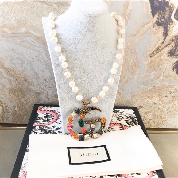 gucci pearl necklace